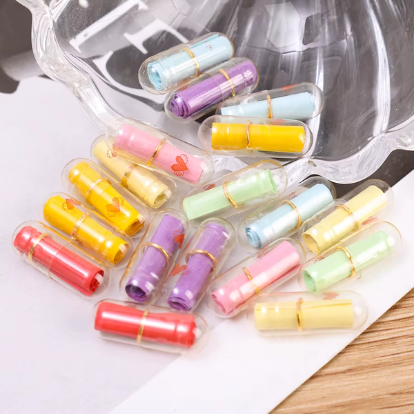 100Pcs Tiny Love Notes In A Capsule.